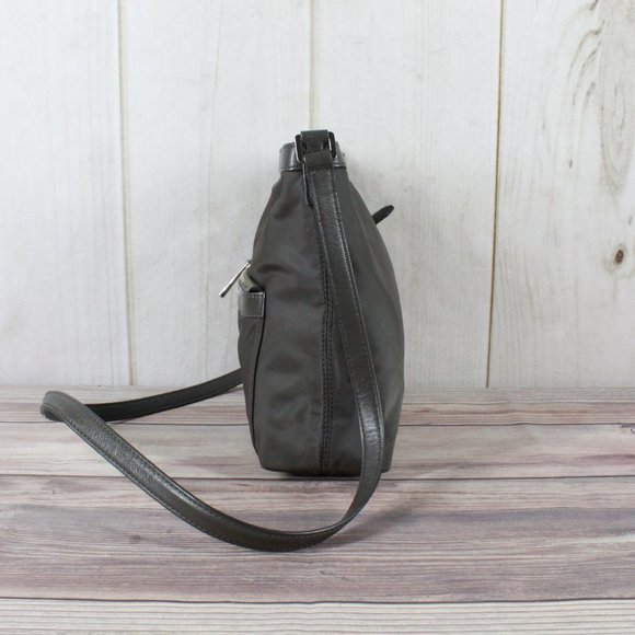MICHAEL KORS Nylon Crossbody Shoulder Bag - Picture 5 of 10